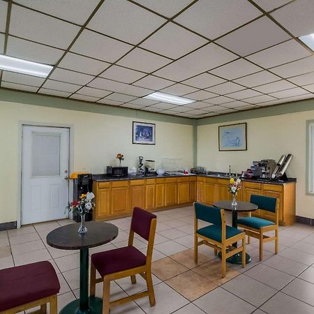 Rodeway Inn Conference Center بومونت المظهر الخارجي الصورة