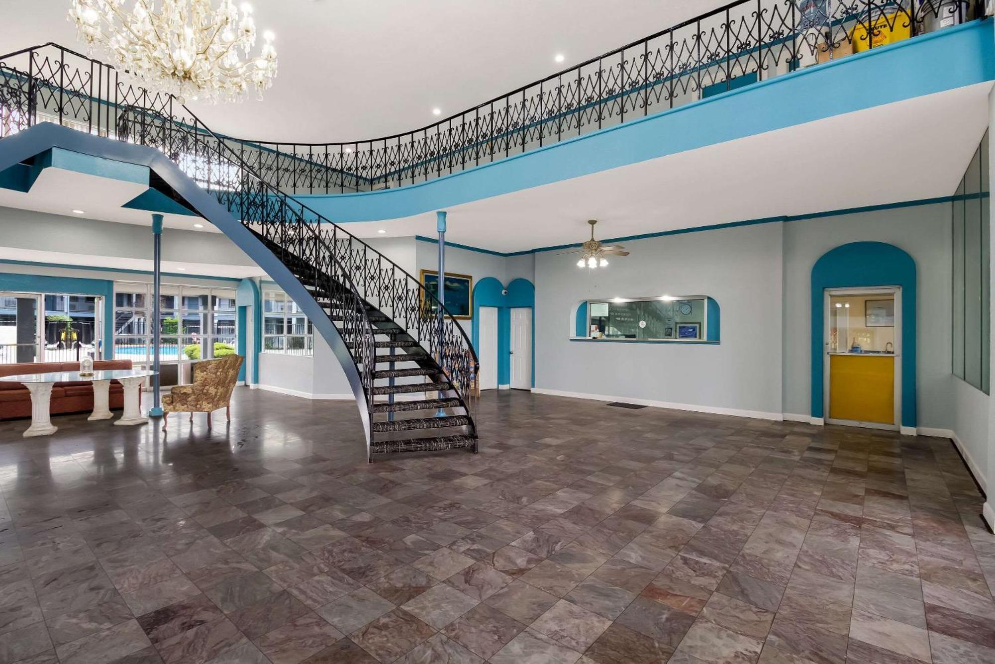 Rodeway Inn Conference Center بومونت المظهر الخارجي الصورة